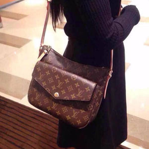 💎✨BEAUTIFUL✨💎LOUIS VUITTON Mabillon Shoulder Bag Monogram Crossbody